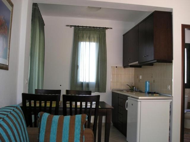 Golden Beach Inn Chrysi Ammoudia Quarto foto