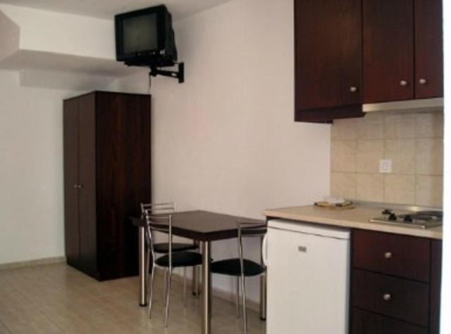 Golden Beach Inn Chrysi Ammoudia Quarto foto