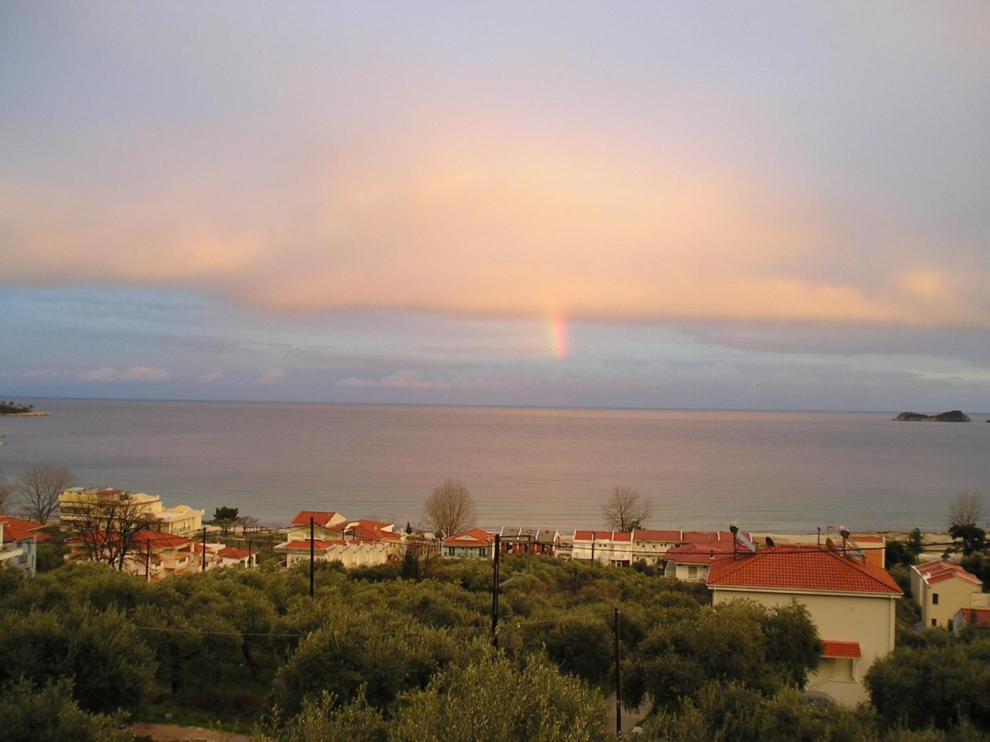 Golden Beach Inn Chrysi Ammoudia Exterior foto
