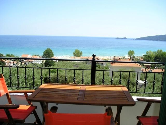 Golden Beach Inn Chrysi Ammoudia Exterior foto