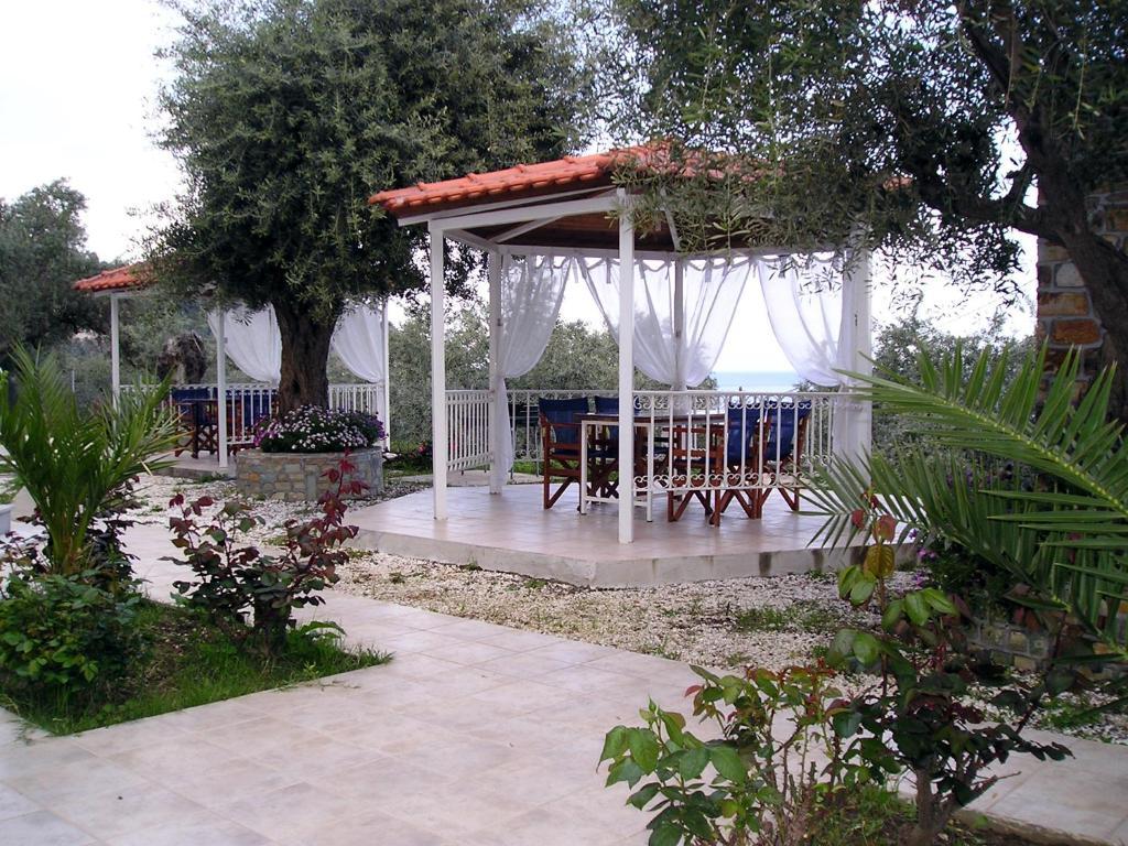Golden Beach Inn Chrysi Ammoudia Quarto foto